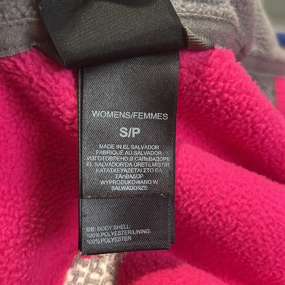 The North Face, zip up fleece jacket. Small/Petite - Picture 5 of 6